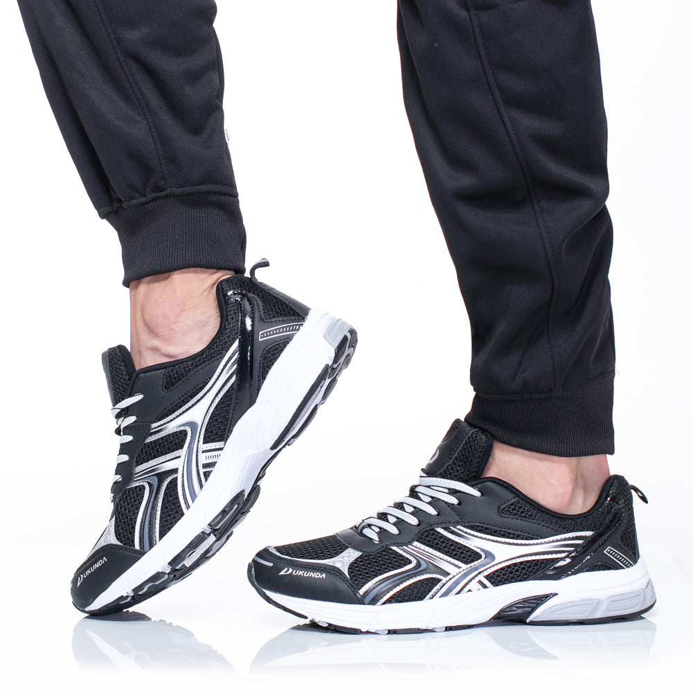 UKUNDA Mombasa Hombre Zapatillas de running negro